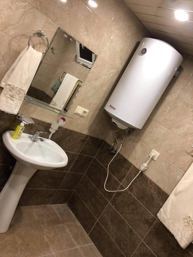 Ghazaryan Appartement Jerevan Buitenkant foto