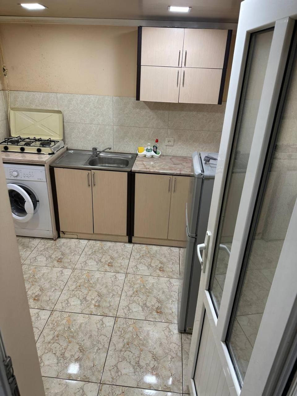 Ghazaryan Appartement Jerevan Buitenkant foto